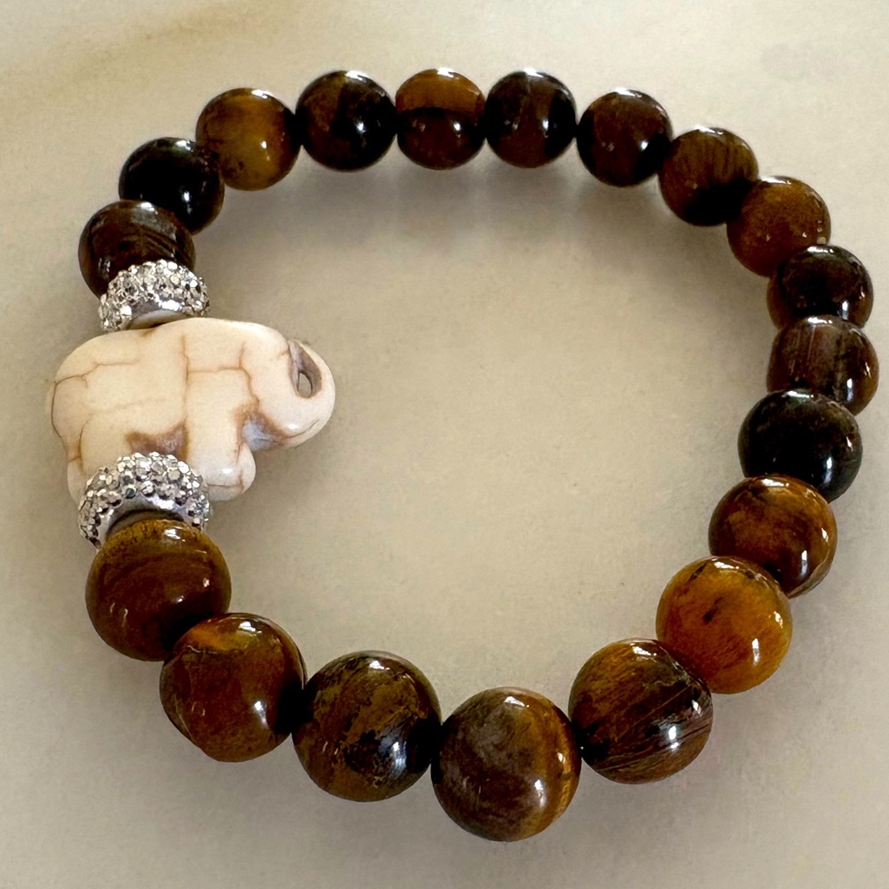 Elephant, tiger eye beaded stretch bracelet